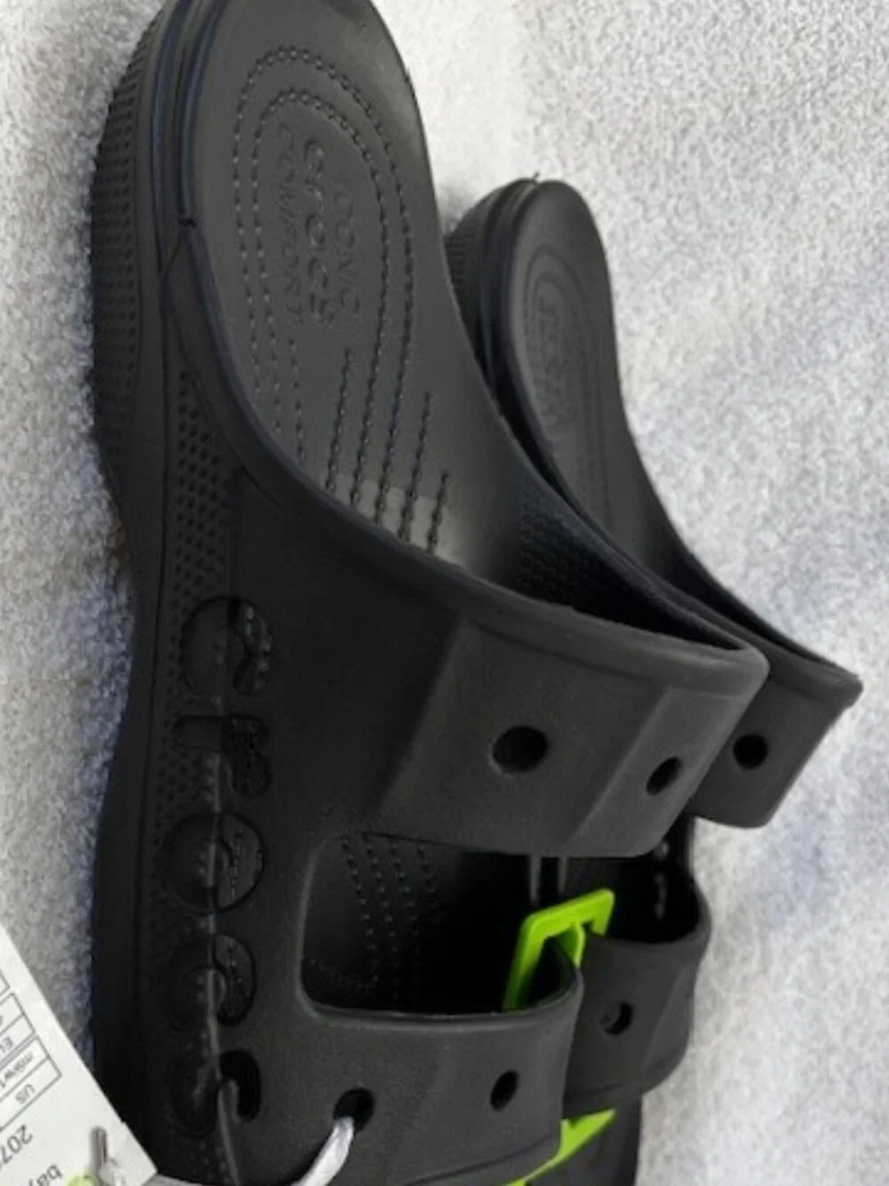 Crocs unisex black Baya slide on sandal NWT Men's Size 9/Women's Size 11